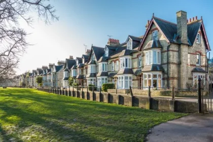 Top English Cities for Raising a Family Revealed