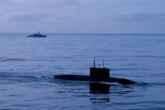 Ex-Military Chief: UK Must Prioritize National Resilience Against Russian Threats