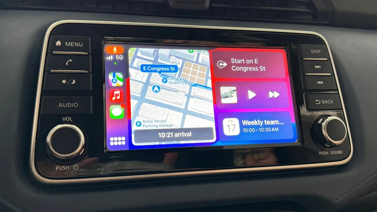 CarPlay Video Streaming: A Risky Development for Road Safety