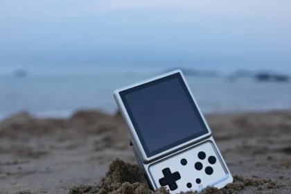 Anbernic Launches Official Store for Handheld Replacement Parts