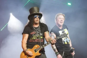 Guns N’ Roses’ Download Set: A Marathon of Hits and Head-Scratching Covers
