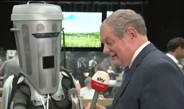 Comedian’s Bizarre Interview Stuns Political Correspondent